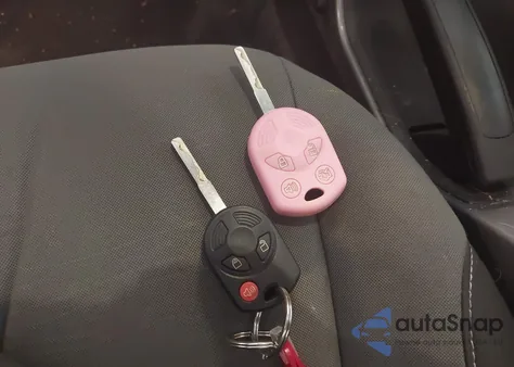 2015 Ford Escape Se z USA, uszkodzony, nr VIN 1FMCU9GX6FUB66397